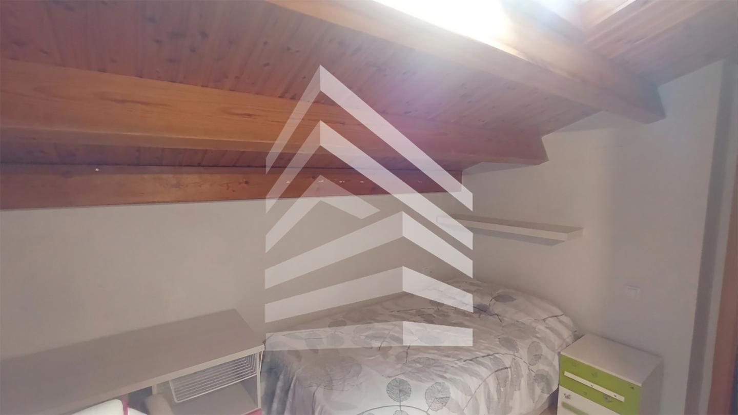 duplex en sant-vicenc-dels-horts · carrer-del-serral-08620 292500€