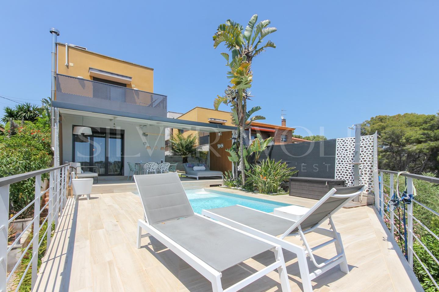 Casa / chalet en Carrer de la Begònia, Cubelles, Barcelona de 186 m2