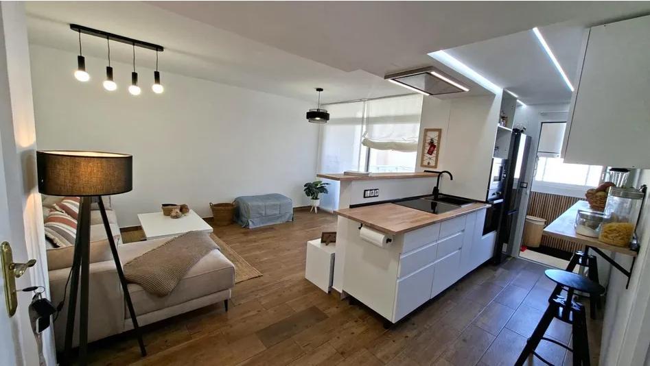 Piso en Calle Sierra Dorada, Benidorm, Alicante de 78 m2