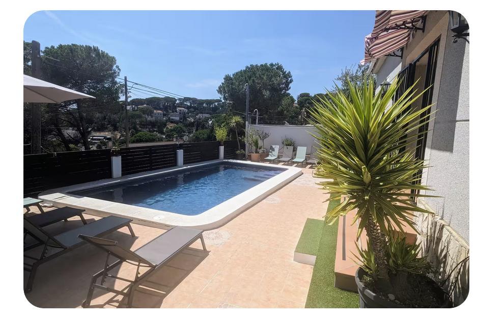 Chalet en venta en Girona