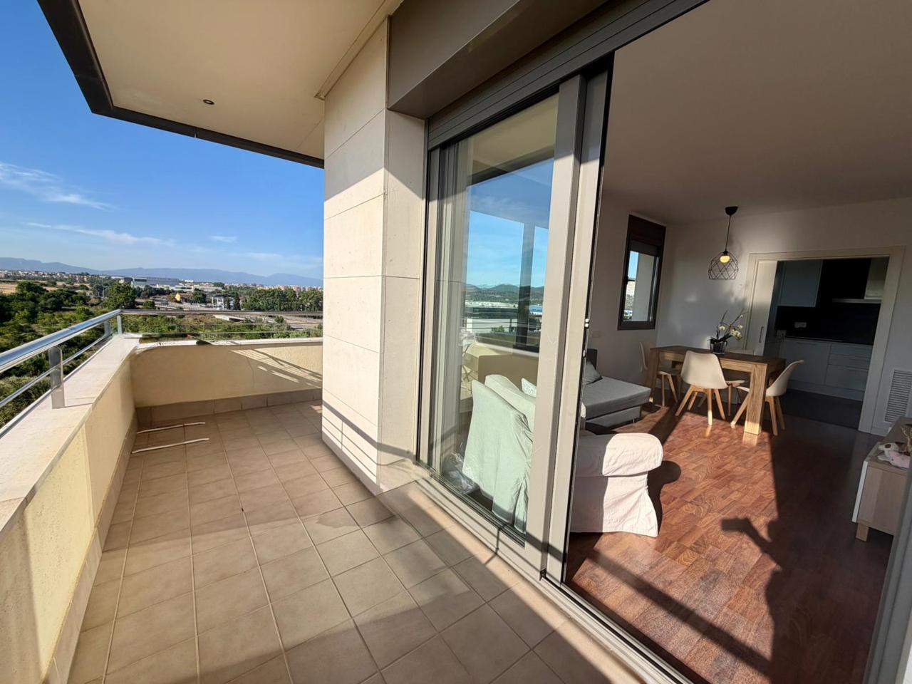 piso en montcada-i-reixac ·  240000€