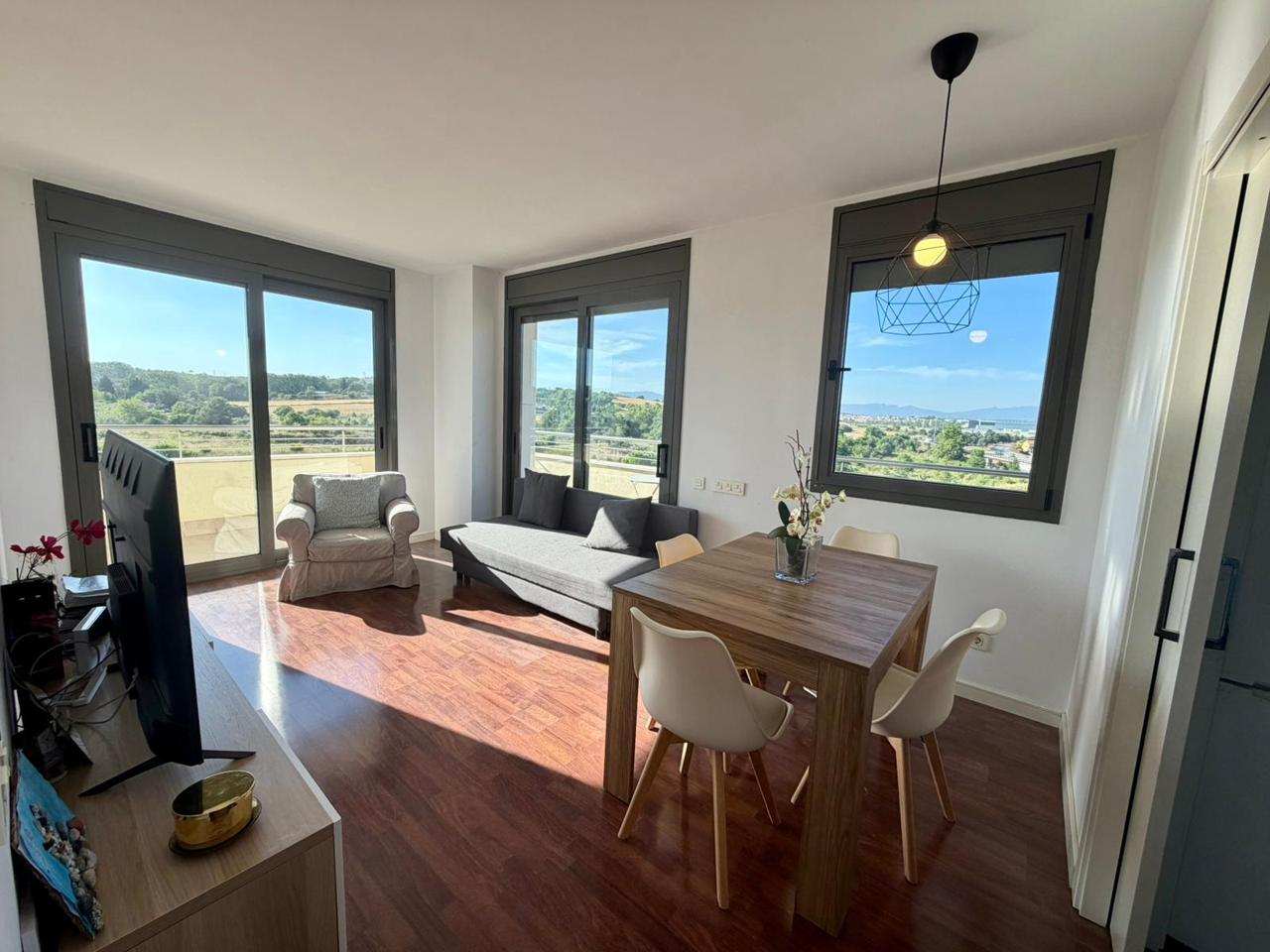 piso en montcada-i-reixac ·  240000€