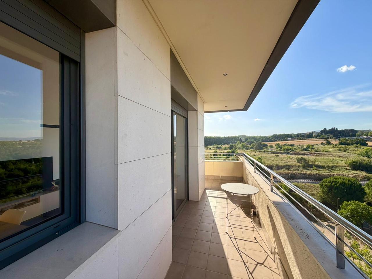piso en montcada-i-reixac ·  240000€