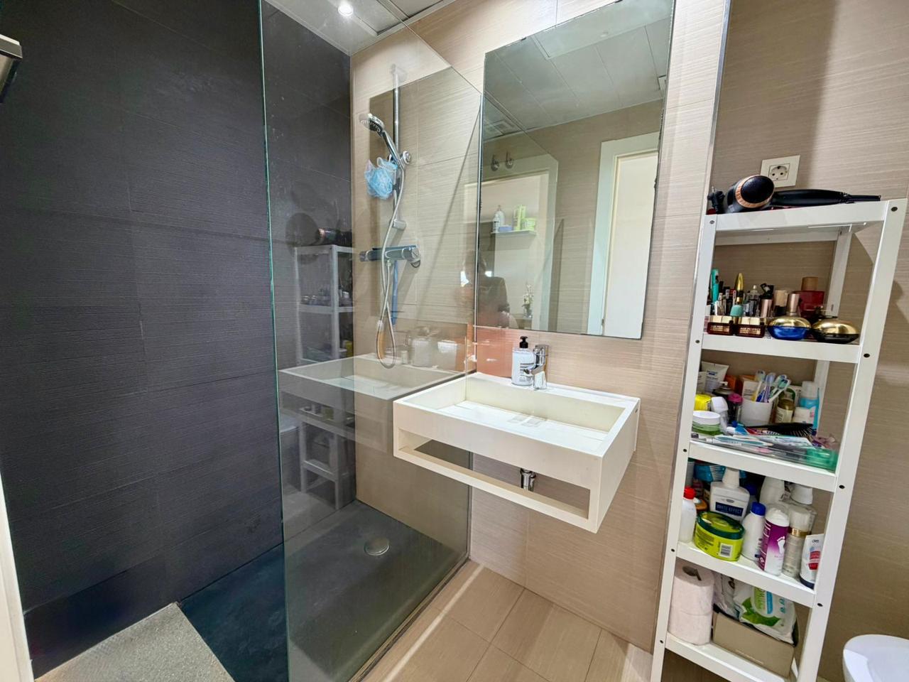 piso en montcada-i-reixac ·  240000€