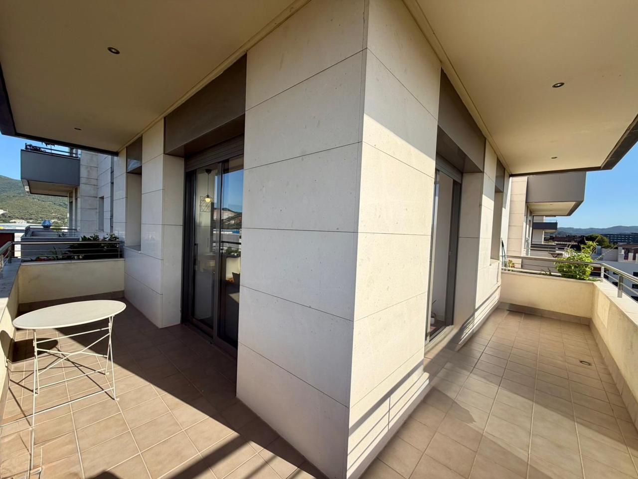 piso en montcada-i-reixac ·  240000€