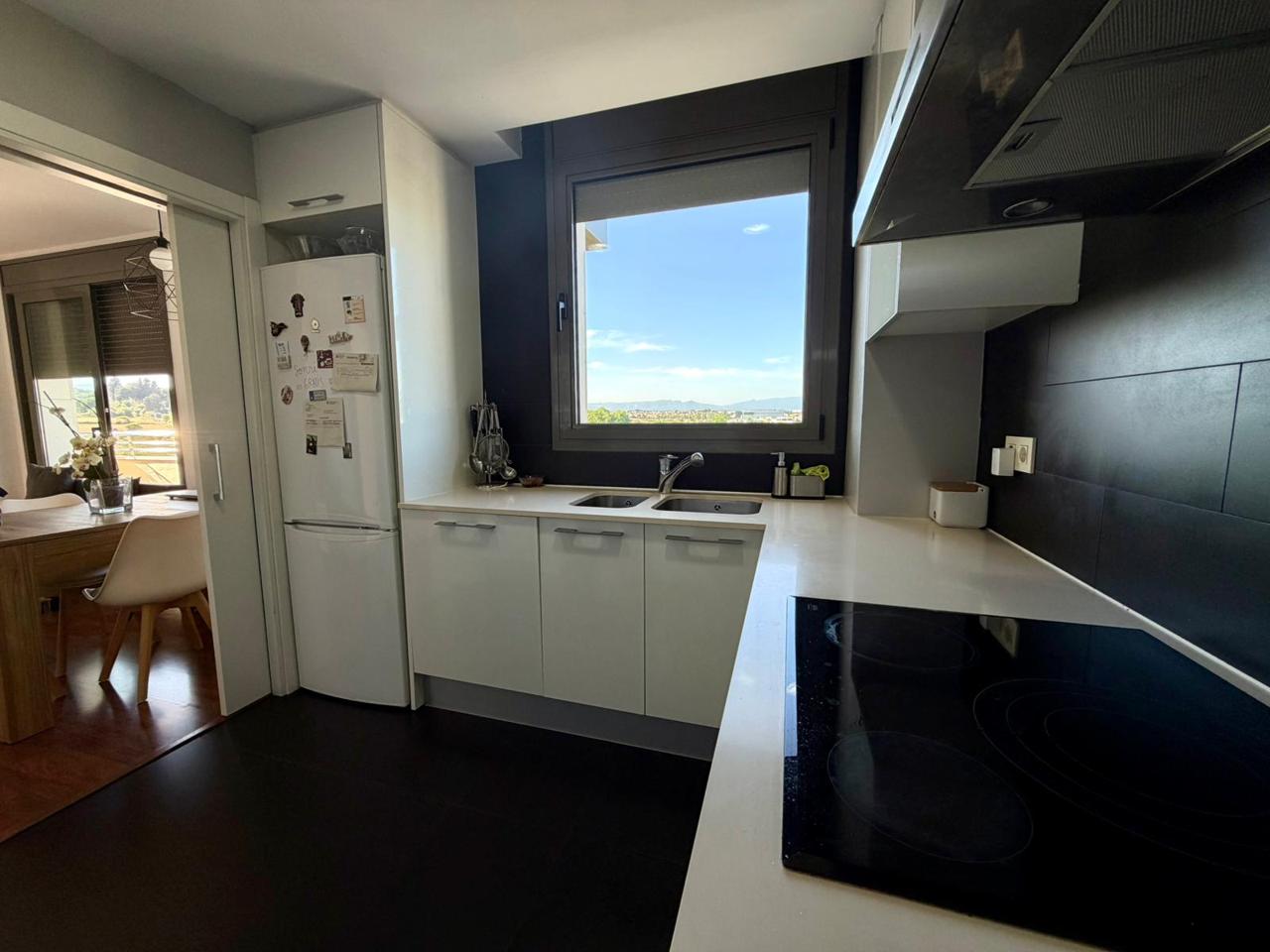 piso en montcada-i-reixac ·  240000€