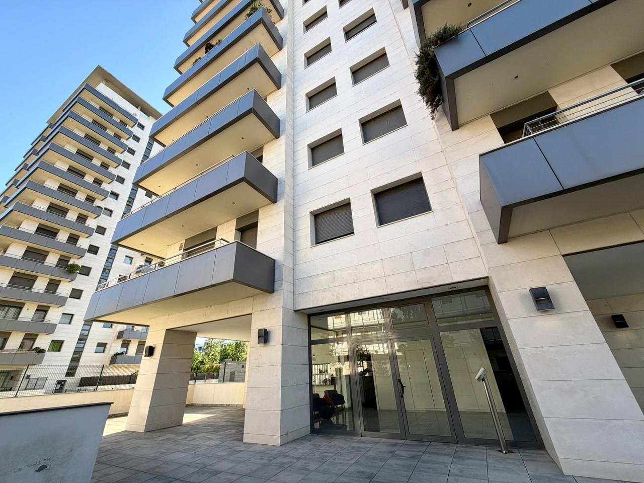 piso en montcada-i-reixac ·  240000€
