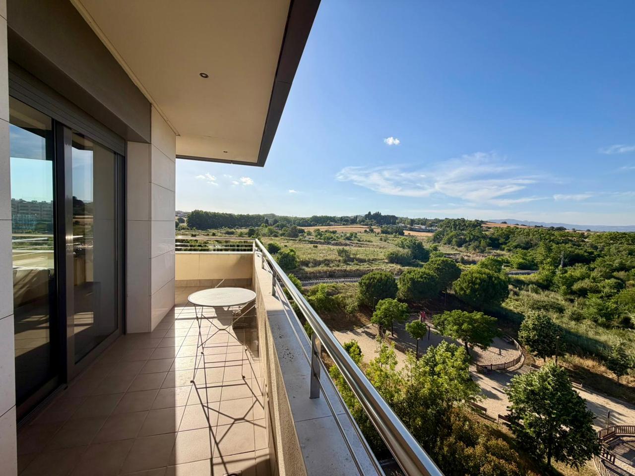 piso en montcada-i-reixac ·  240000€