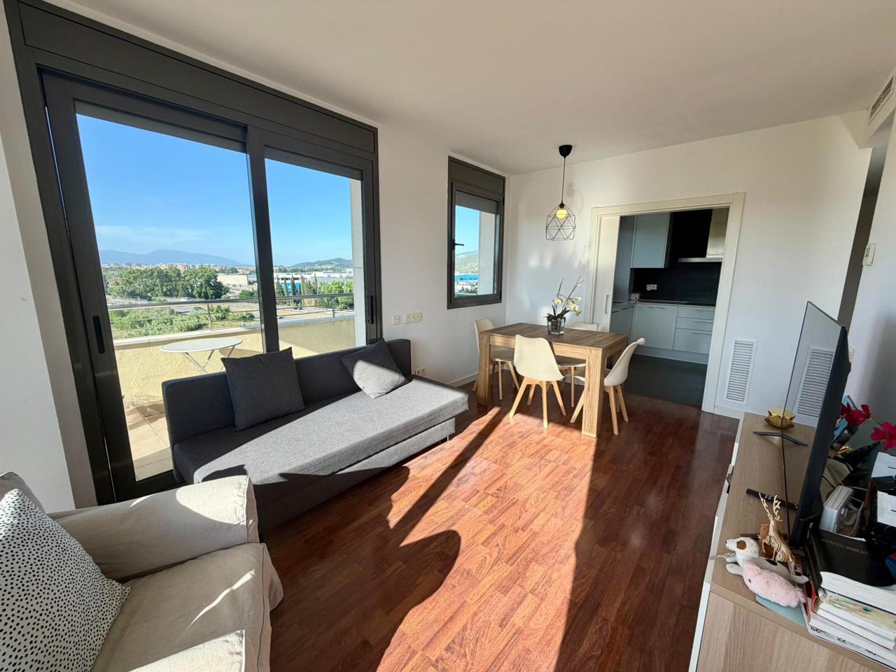 piso en montcada-i-reixac ·  240000€
