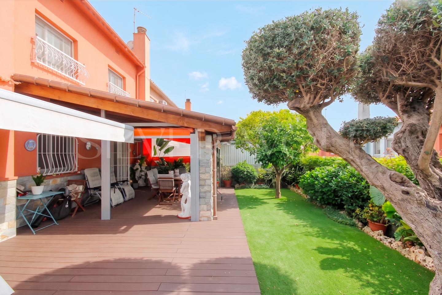 Casa / chalet en Carrer del Puigmal, Polinyà, Barcelona de 126 m2