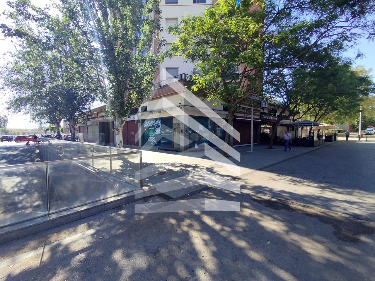 locales-comerciales en cerdanyola-del-valles · carrer-dels-reis-08290 110075€
