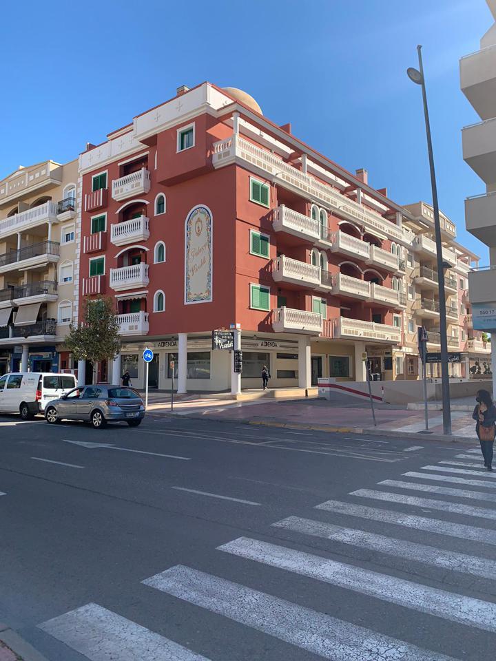 Flat in Avenida Reino de España, Roquetas de Mar, Almería of 56 m2