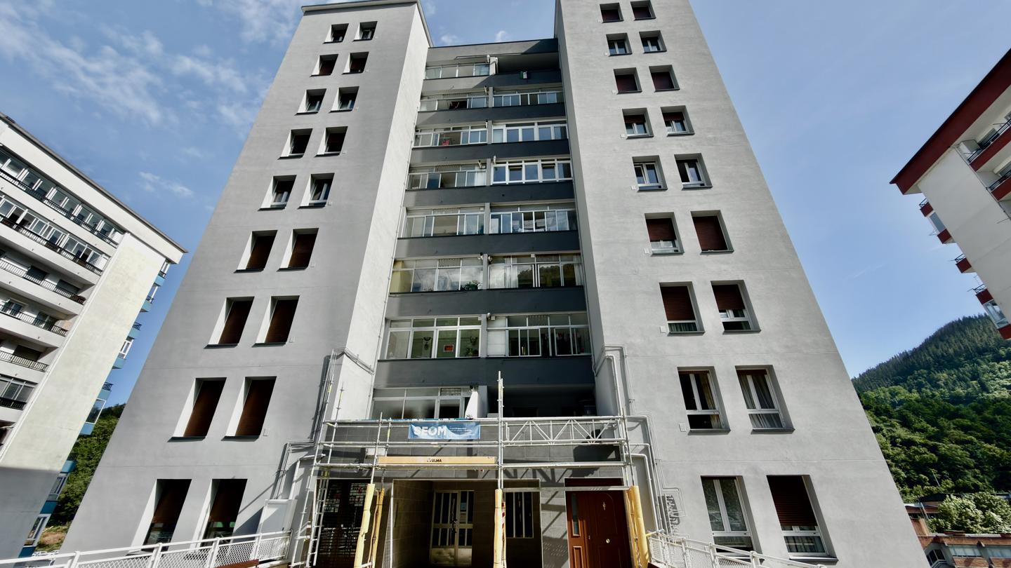 piso en eibar · tiburzio-anitua-kalea-20600 139900€