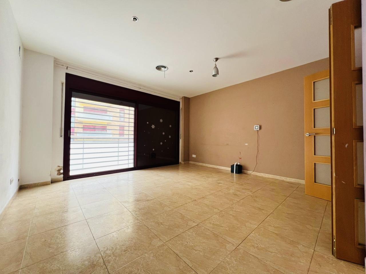 Piso en Carrer de la Garrotxa, El Vendrell, Tarragona de 136 m2