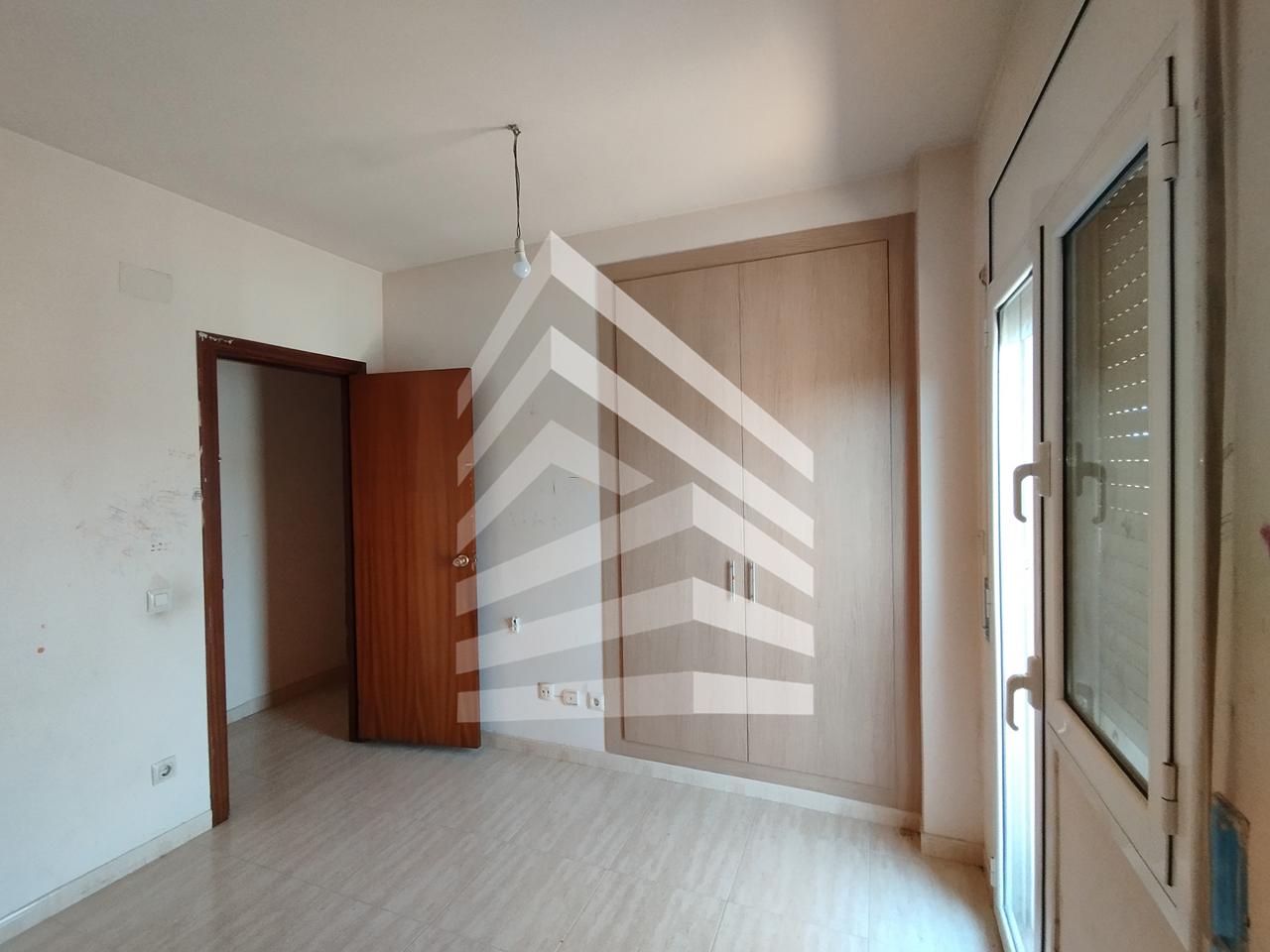 pisos en salt · carrer-de-manuel-de-falla-17190 184000€
