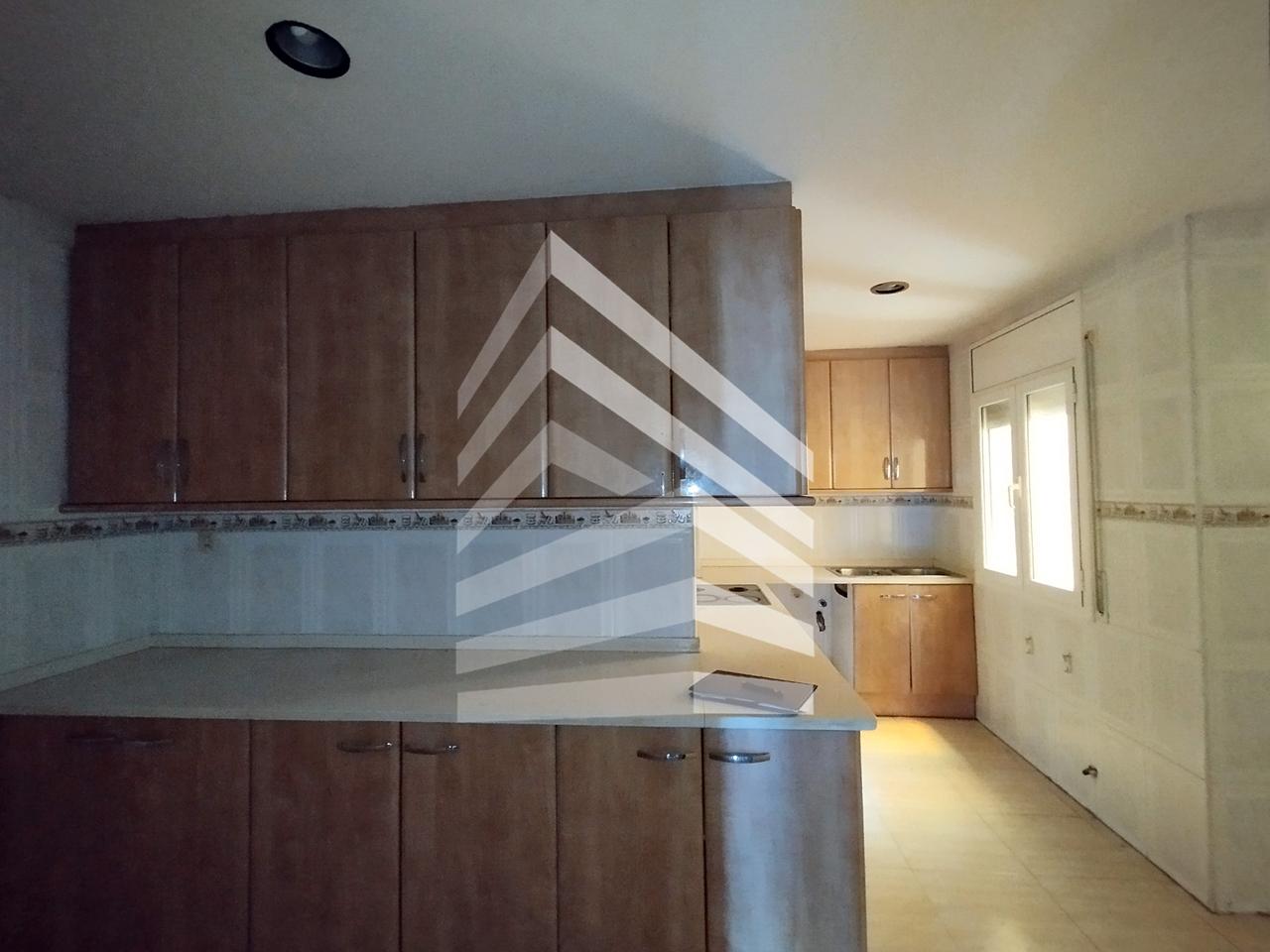 pisos en salt · carrer-de-manuel-de-falla-17190 184000€