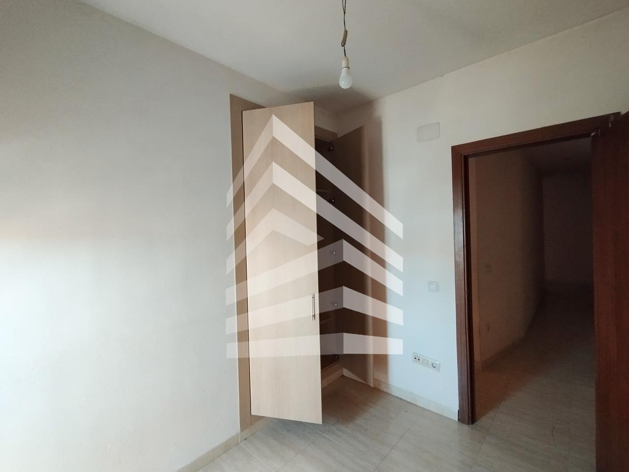 pisos en salt · carrer-de-manuel-de-falla-17190 184000€