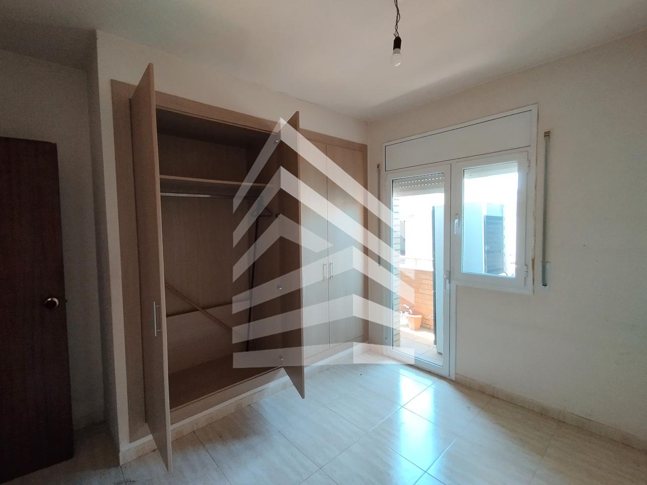 pisos en salt · carrer-de-manuel-de-falla-17190 184000€
