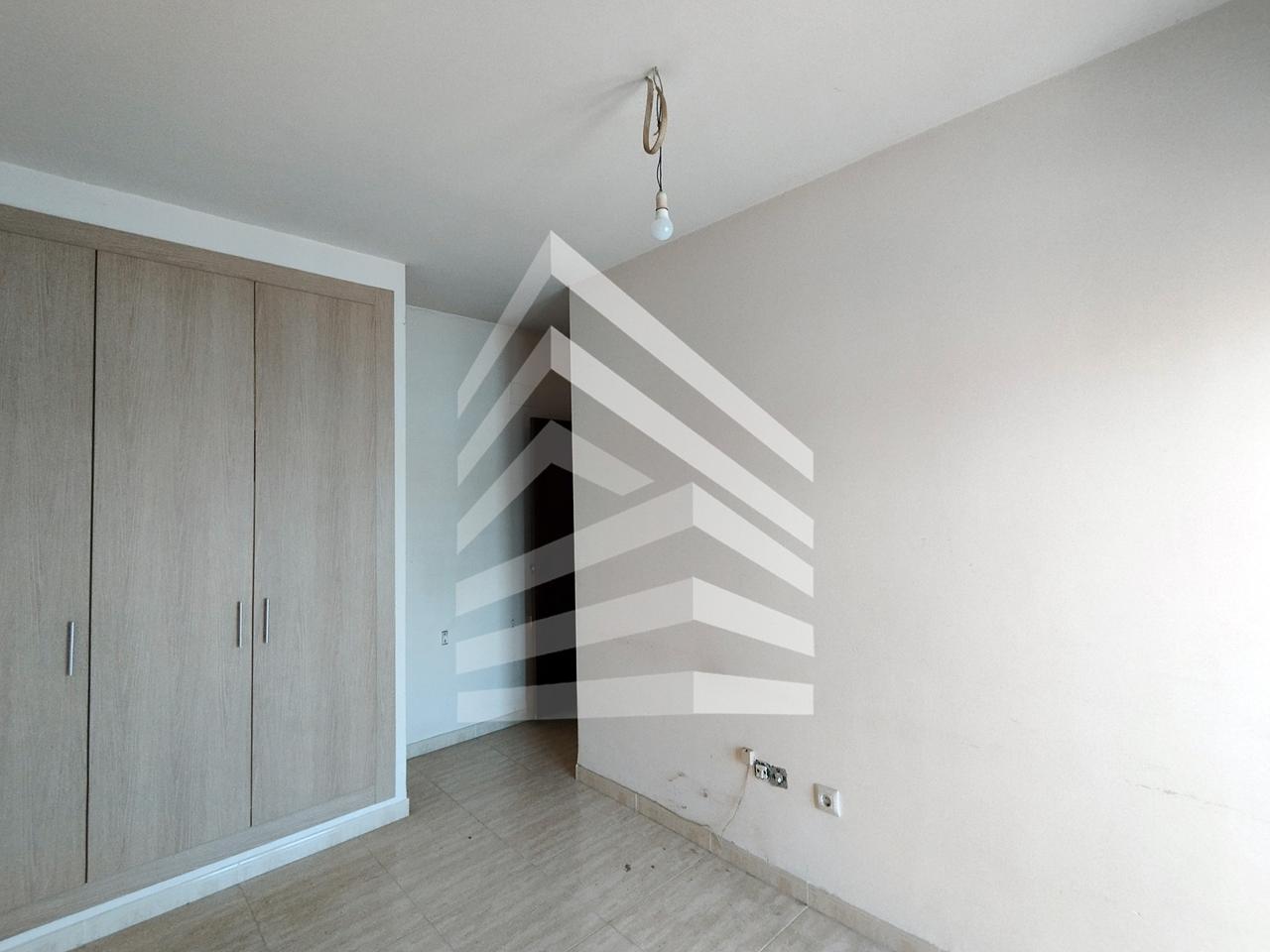 pisos en salt · carrer-de-manuel-de-falla-17190 184000€