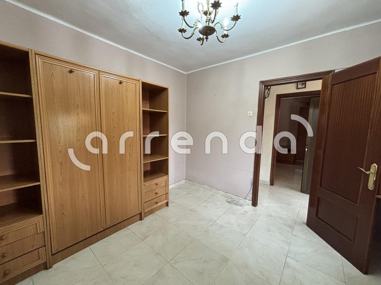 villas en santa-cruz-de-bezana · calle-bezania-39100 325000€