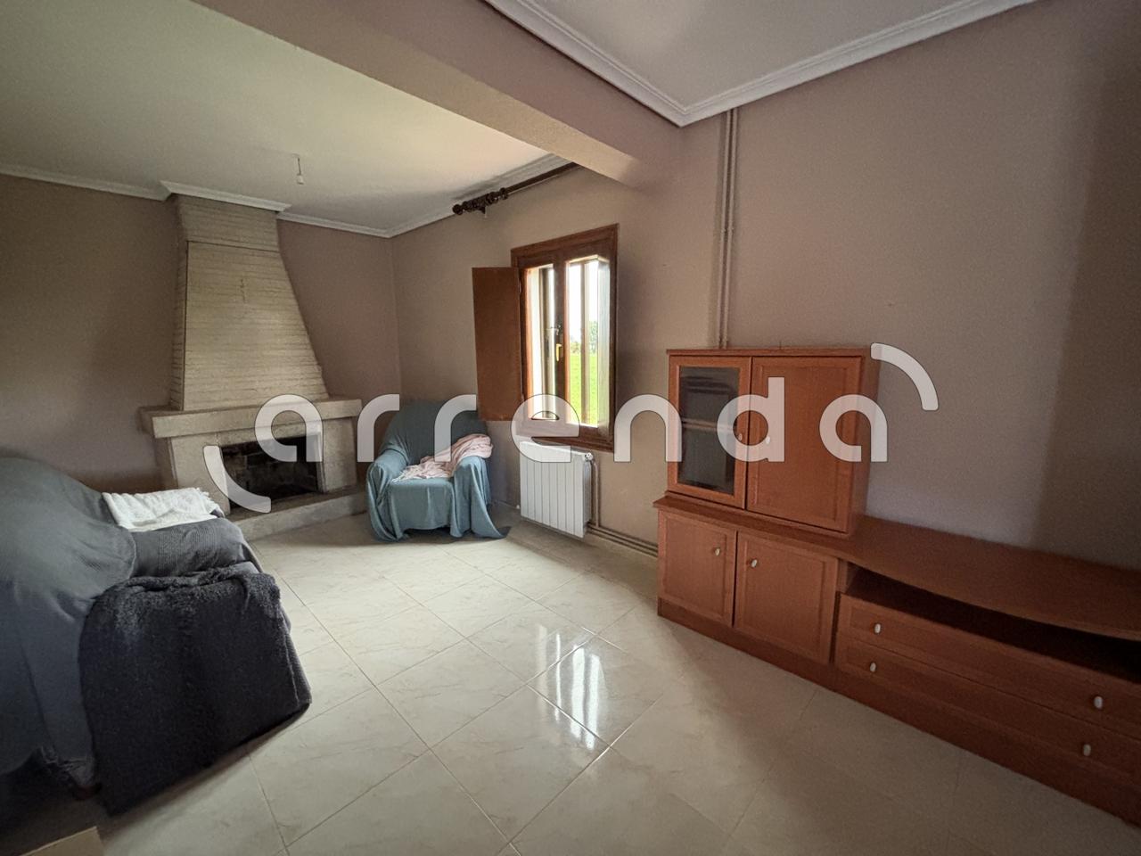 villas en santa-cruz-de-bezana · calle-bezania-39100 325000€