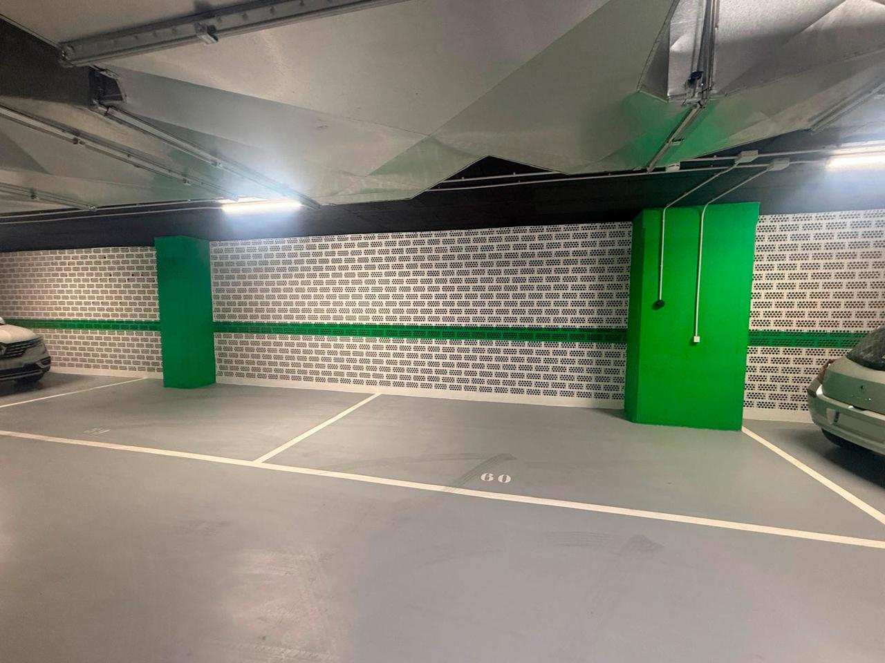 Plaza de parking en Calle Jesús Redondo Román, Valladolid, Valladolid de 12 m2