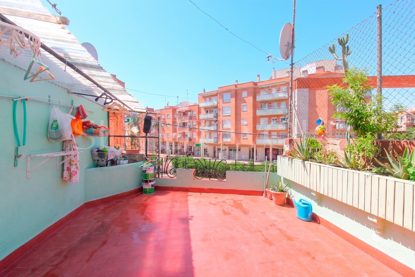 Piso en Avinguda de València, Molins de Rei, Barcelona de 105 m2