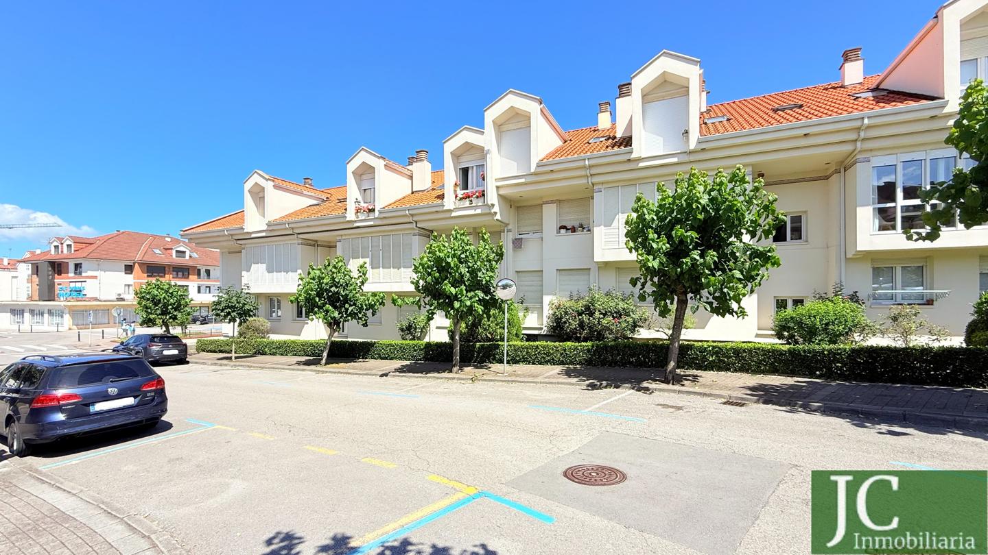 Piso en Calle Arna, Somo, Cantabria de 65 m2