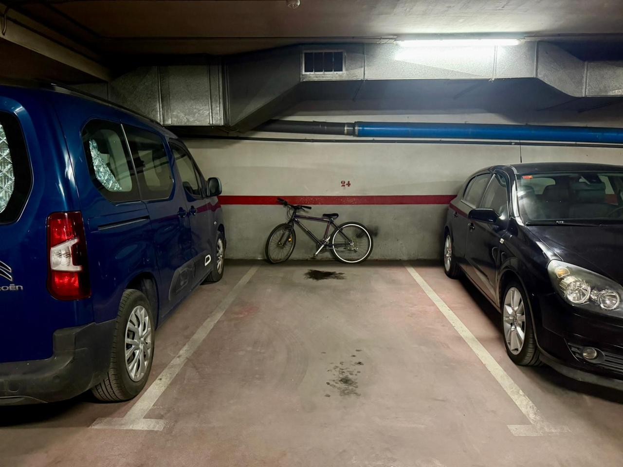 plaza-de-parking en montcada-i-reixac · montcada-centro 19900€