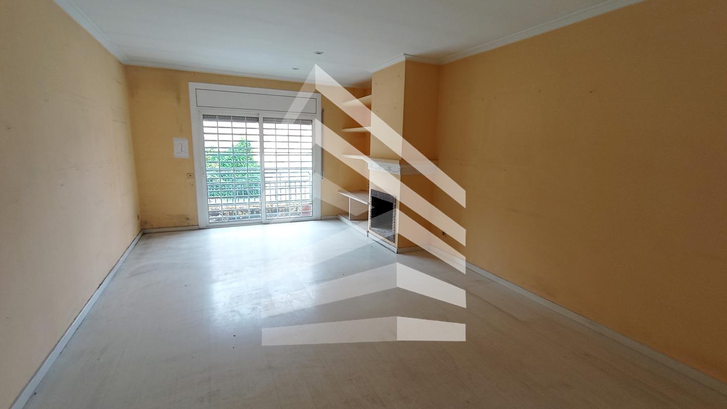 villas en el-prat-de-llobregat · carrer-del-prat-08820 495000€