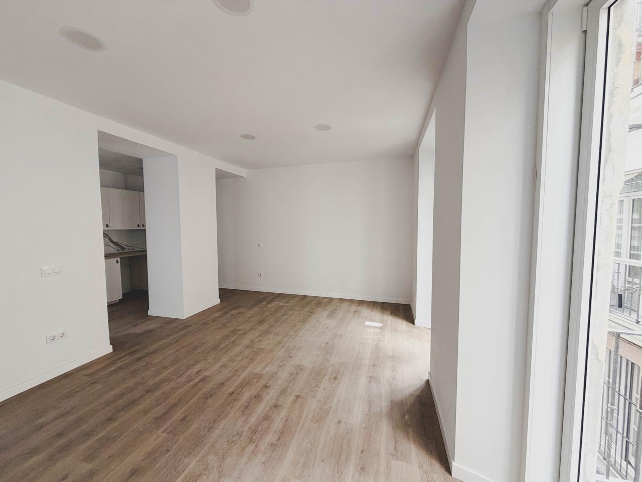 Piso a estrenar de dos dormitorios y dos baños.