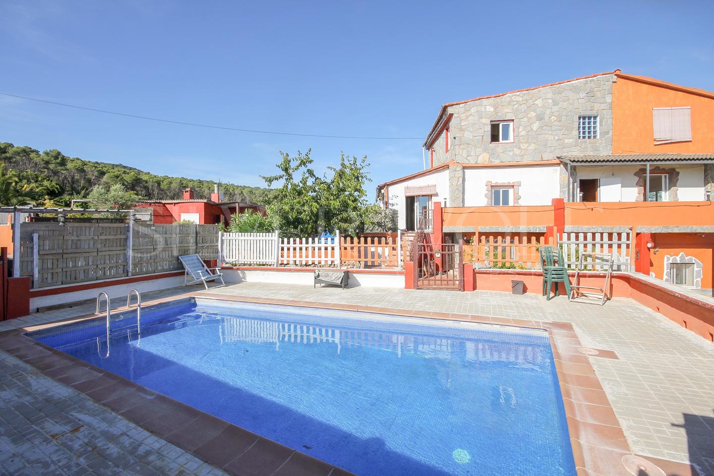 Casa / chalet en Carrer Tramuntana, Pontons, Barcelona de 274 m2