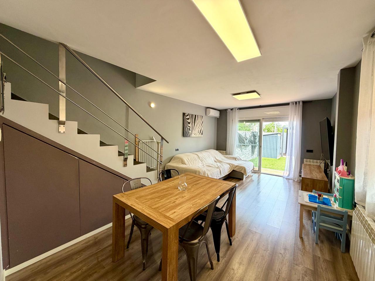 casa--chalet en montcada-i-reixac · terra-nostra 430000€