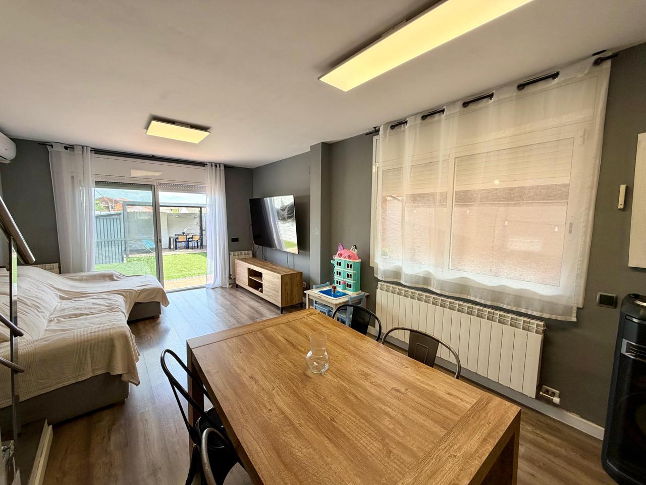 casa--chalet en montcada-i-reixac · terra-nostra 430000€