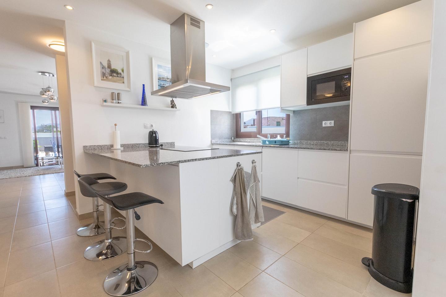 Exquisite 3 Bed Villa With Views & Pool Access