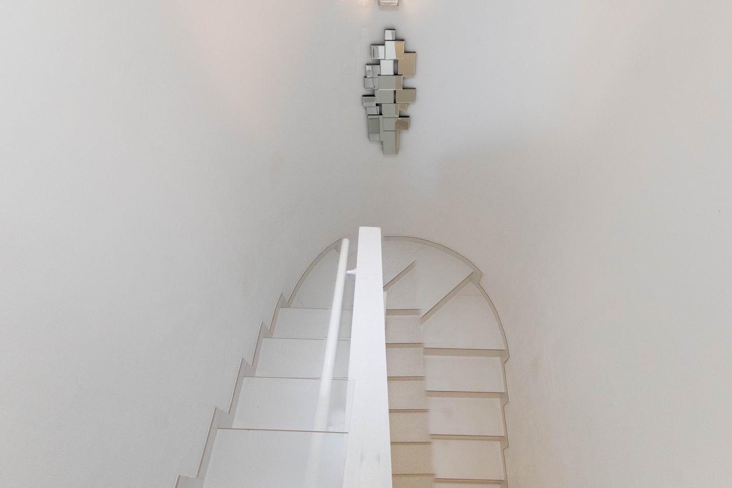 Exquisite 3 Bed Villa With Views & Pool Access