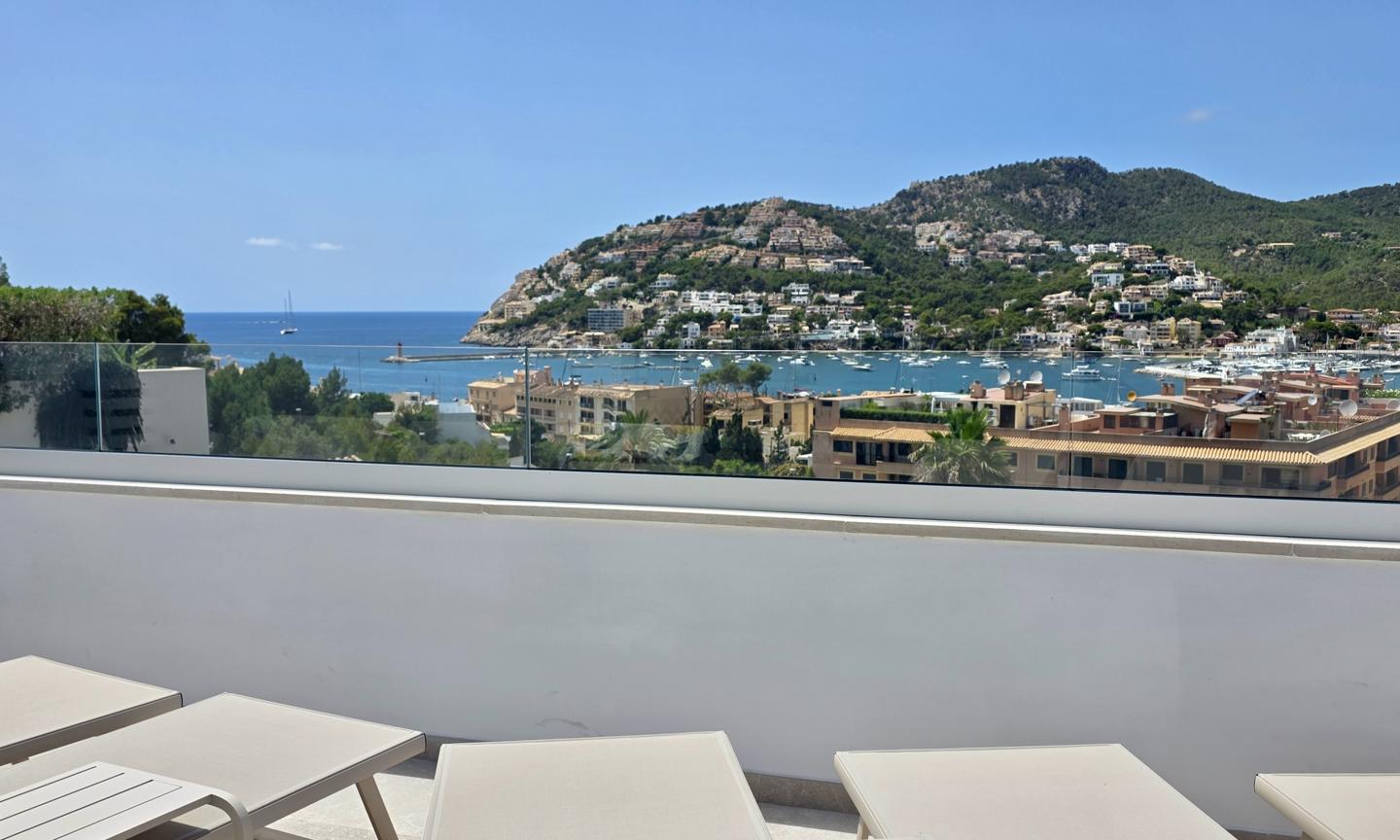 Chalet moderno con vistas a la bahía de Port d’Andratx — Port d'Andratx — Foto 2