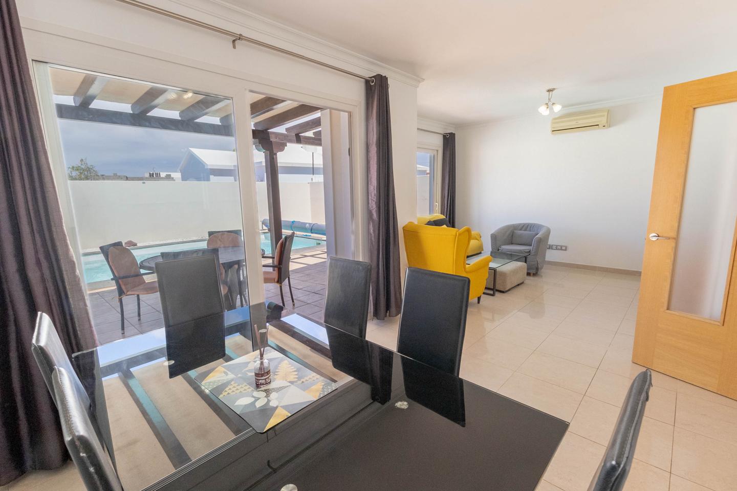 Versatile 4 Bed Costa Papagayo Villa With Pool