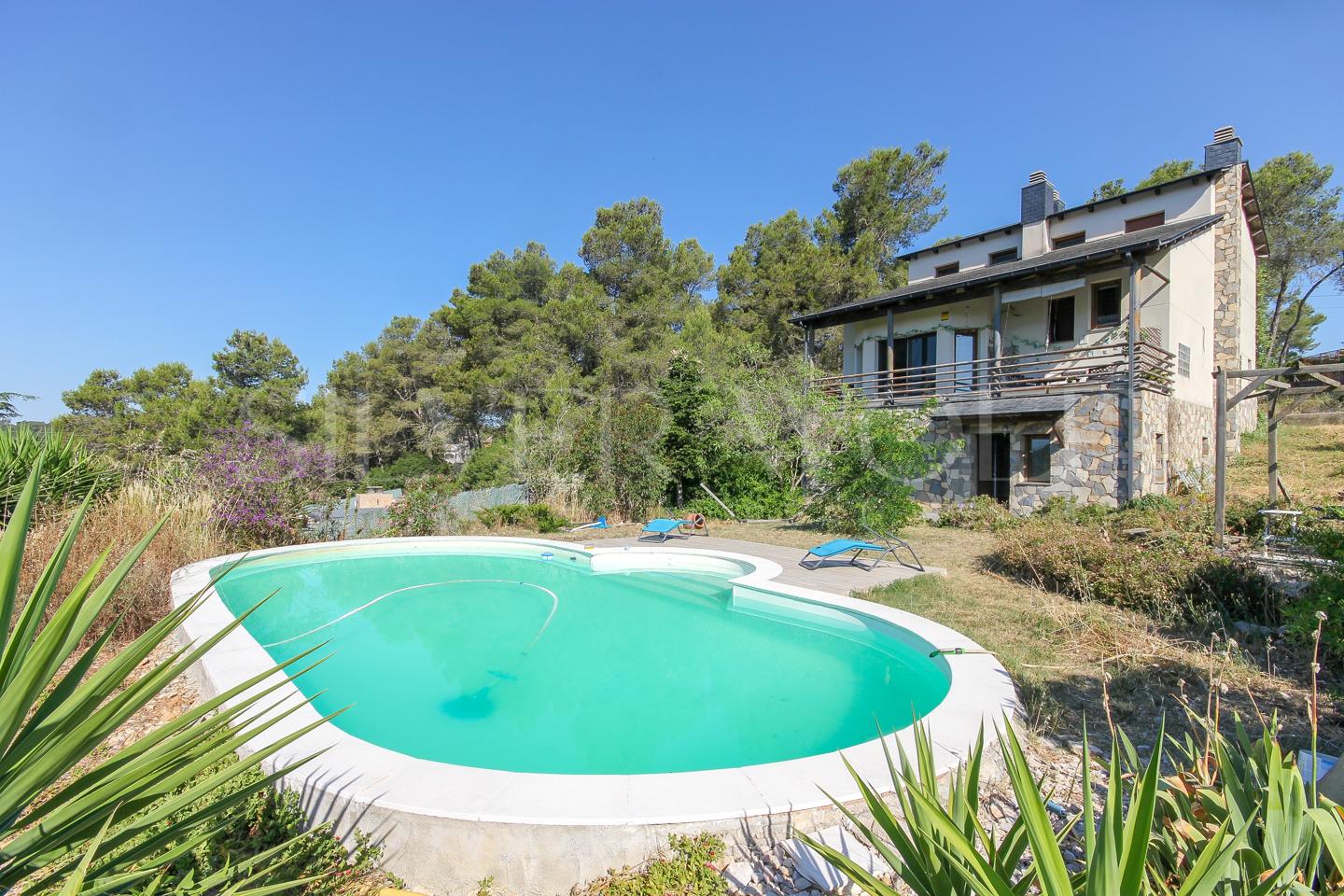 Casa / chalet en Carrer Riu Sénia, Vallirana, Barcelona de 293 m2