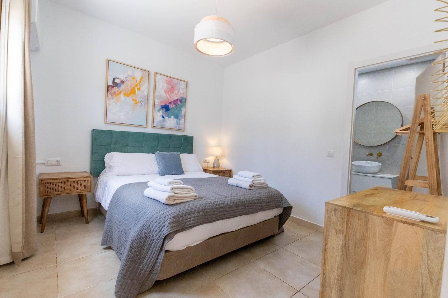 Stylish 5 Bed Villa With Superb Outdoor Spaces
