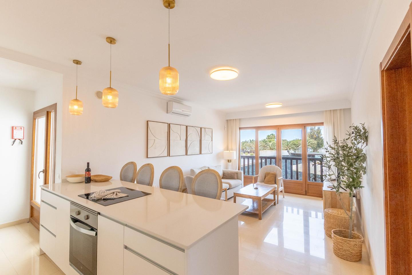 Stylish 5 Bed Villa With Superb Outdoor Spaces