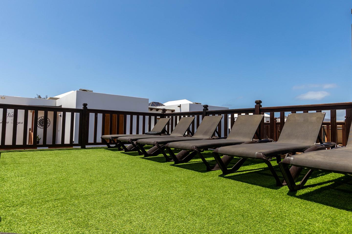 Stylish 5 Bed Villa With Superb Outdoor Spaces