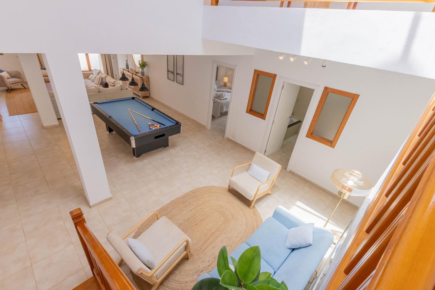 Stylish 5 Bed Villa With Superb Outdoor Spaces
