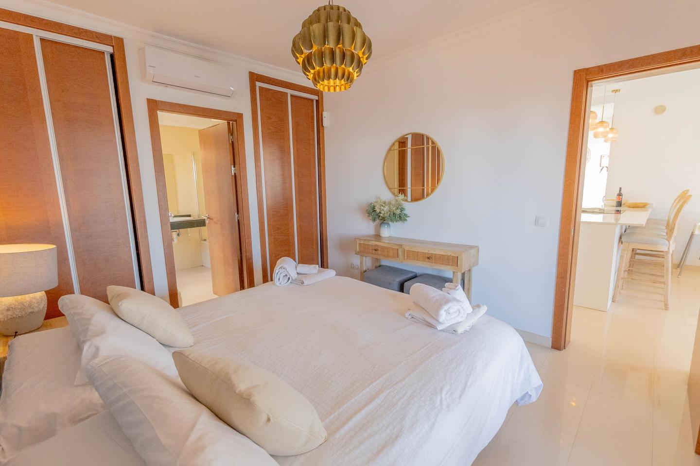 Stylish 5 Bed Villa With Superb Outdoor Spaces