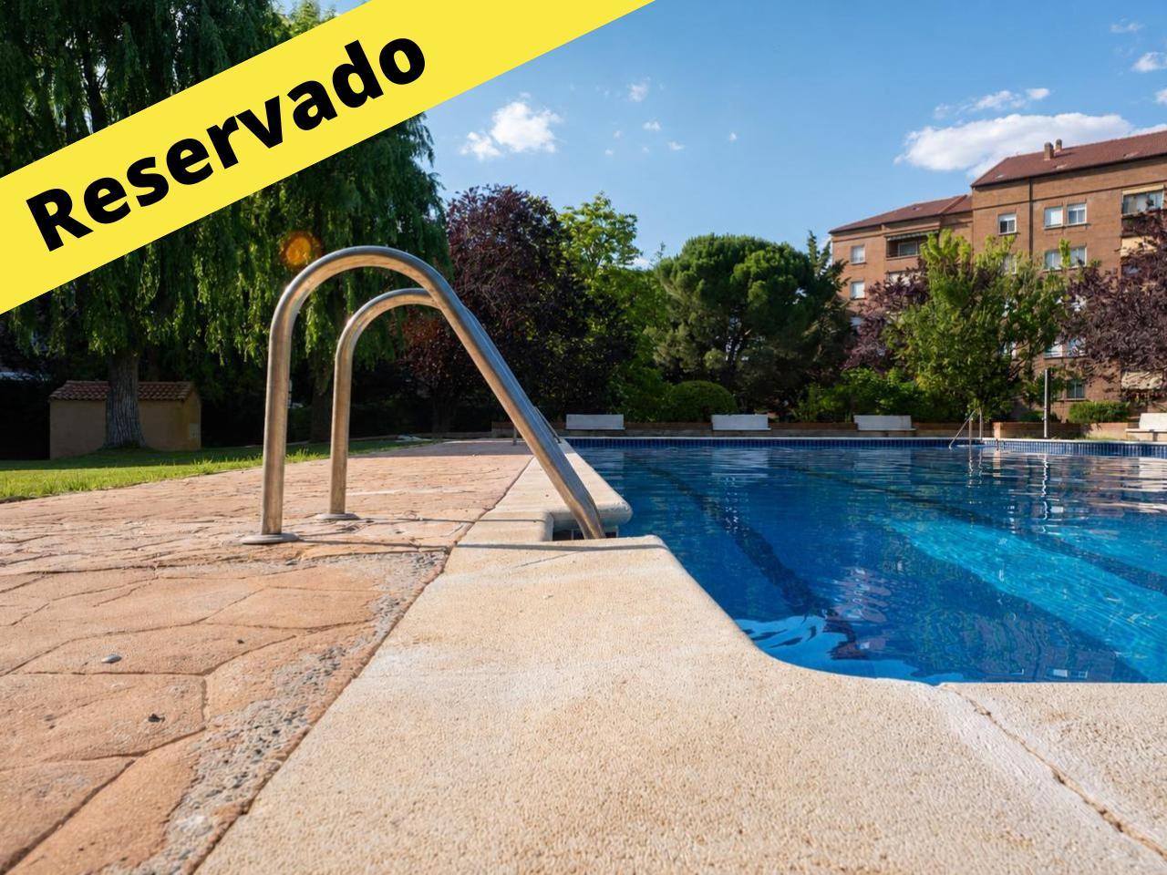 Espectacular PISO en Urbanización Privada con PISCINA, GARAJE y ASCENSOR