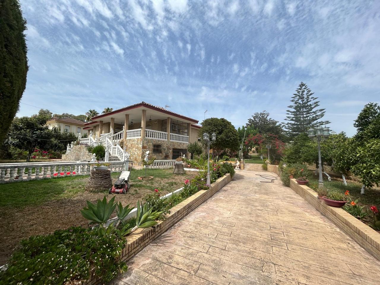 Chalet en venta en Sevilla