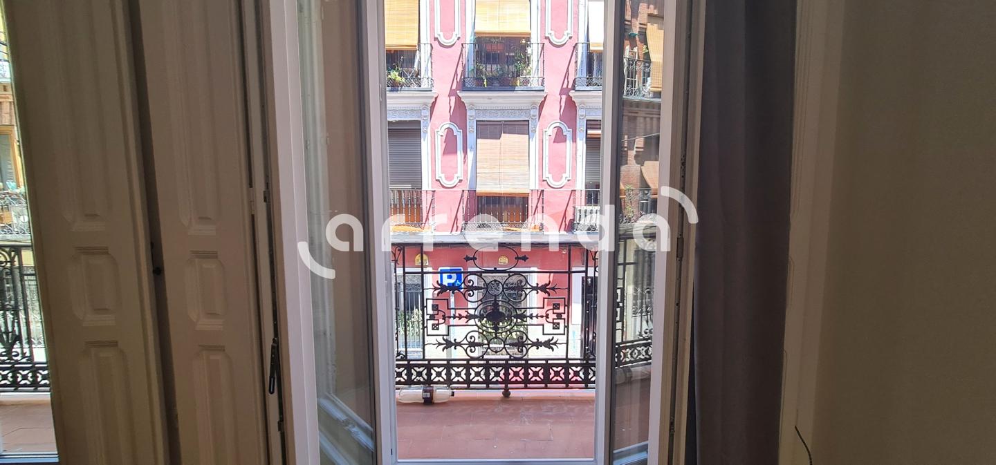 pisos en madrid · calle-de-la-sierpe-28005 1750€