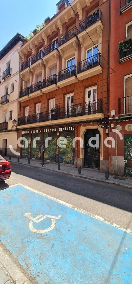 pisos en madrid · calle-de-la-sierpe-28005 1750€