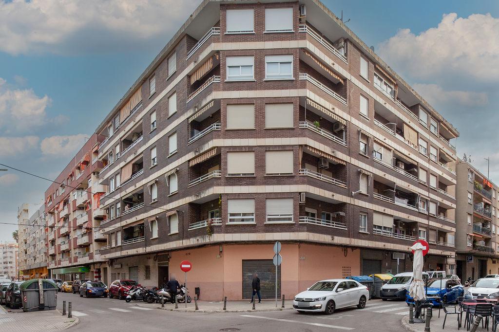 Local en venta en Valencia