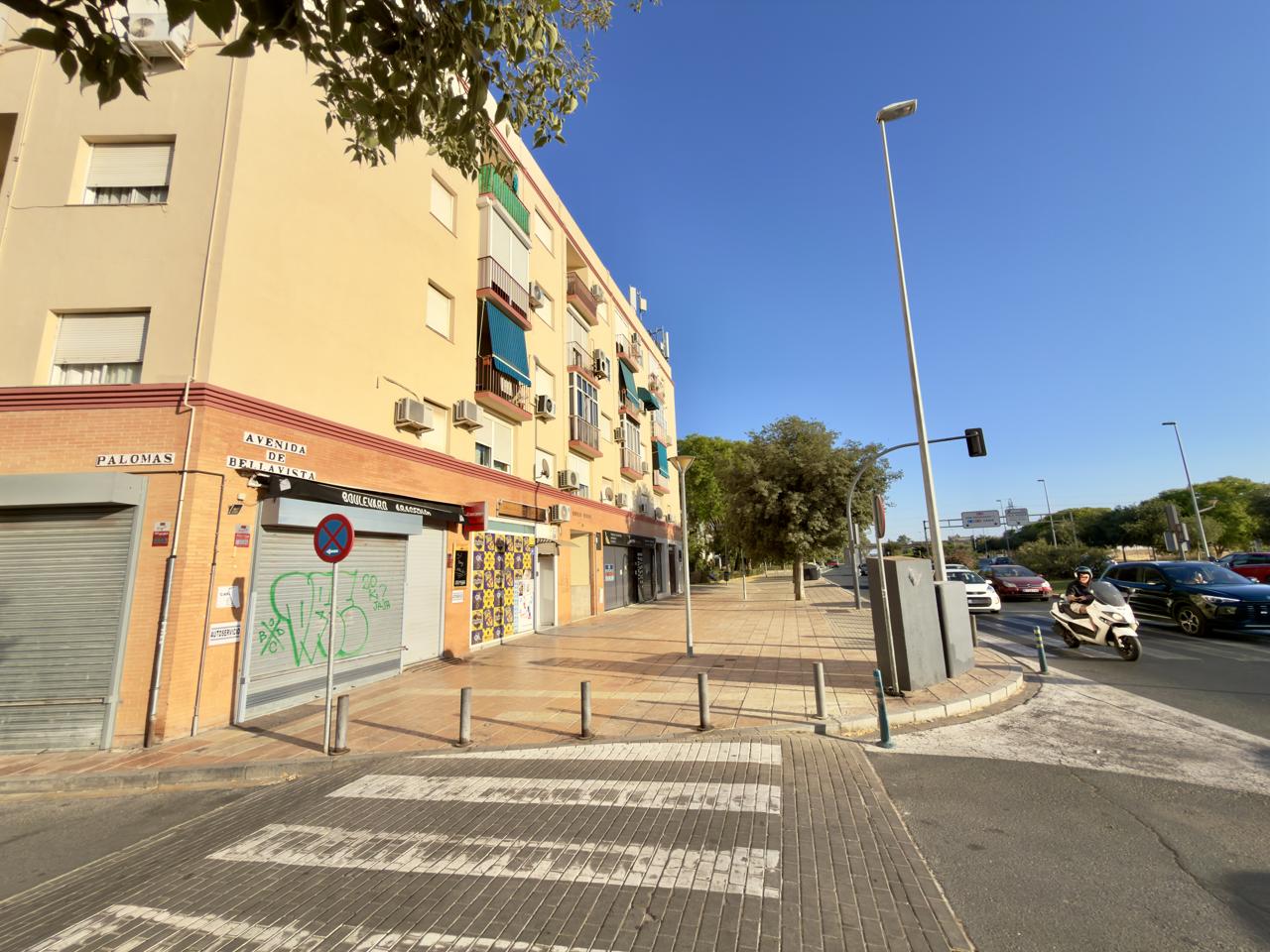 Flat in Sevilla, Sevilla of 74 m2